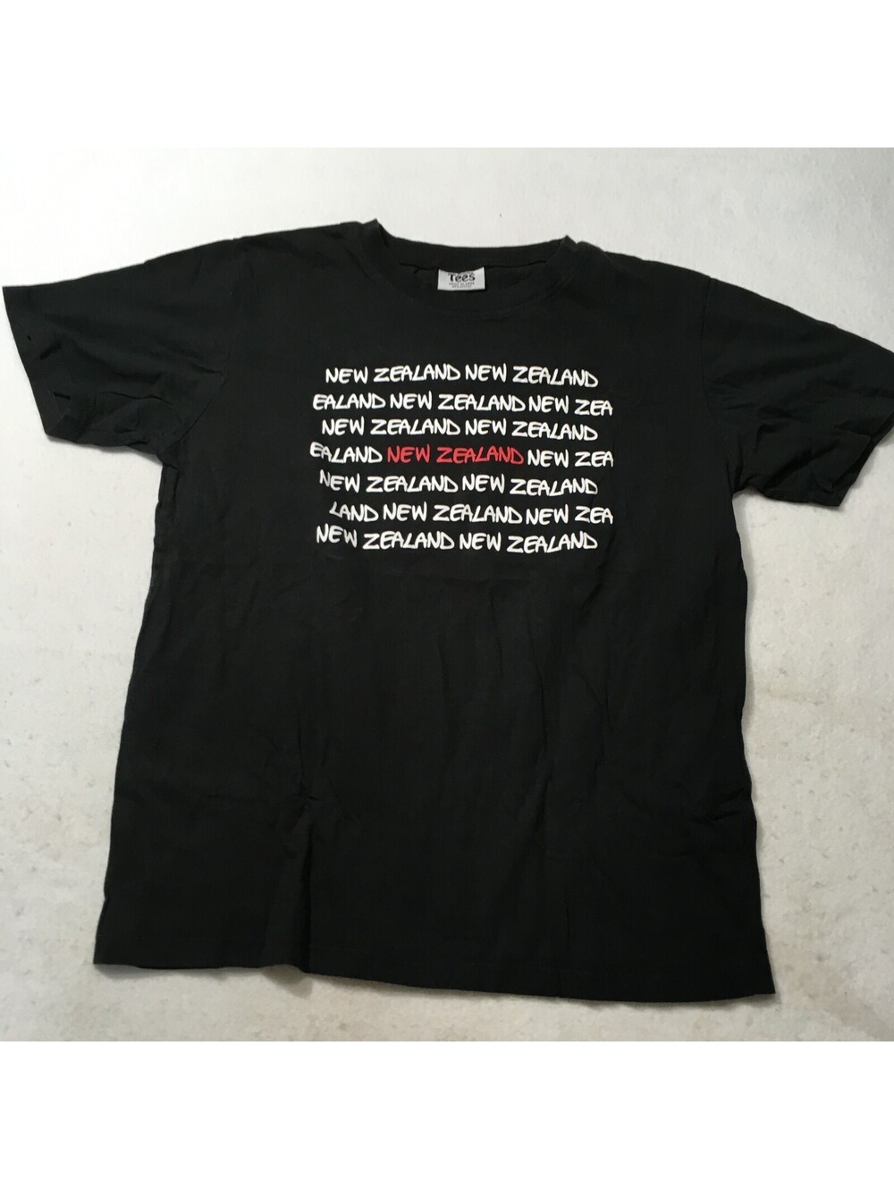 vintage New Zealand T Shirt Size Xl spell out cotton